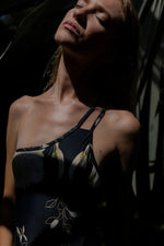 Load image into Gallery viewer, Sama One Piece
