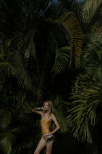 Load image into Gallery viewer, Ling One Piece
